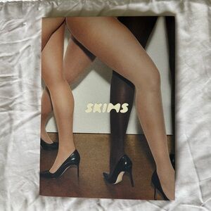 NWT SKIMS Hosiery Sheer Tights in Onyx Black Size Small